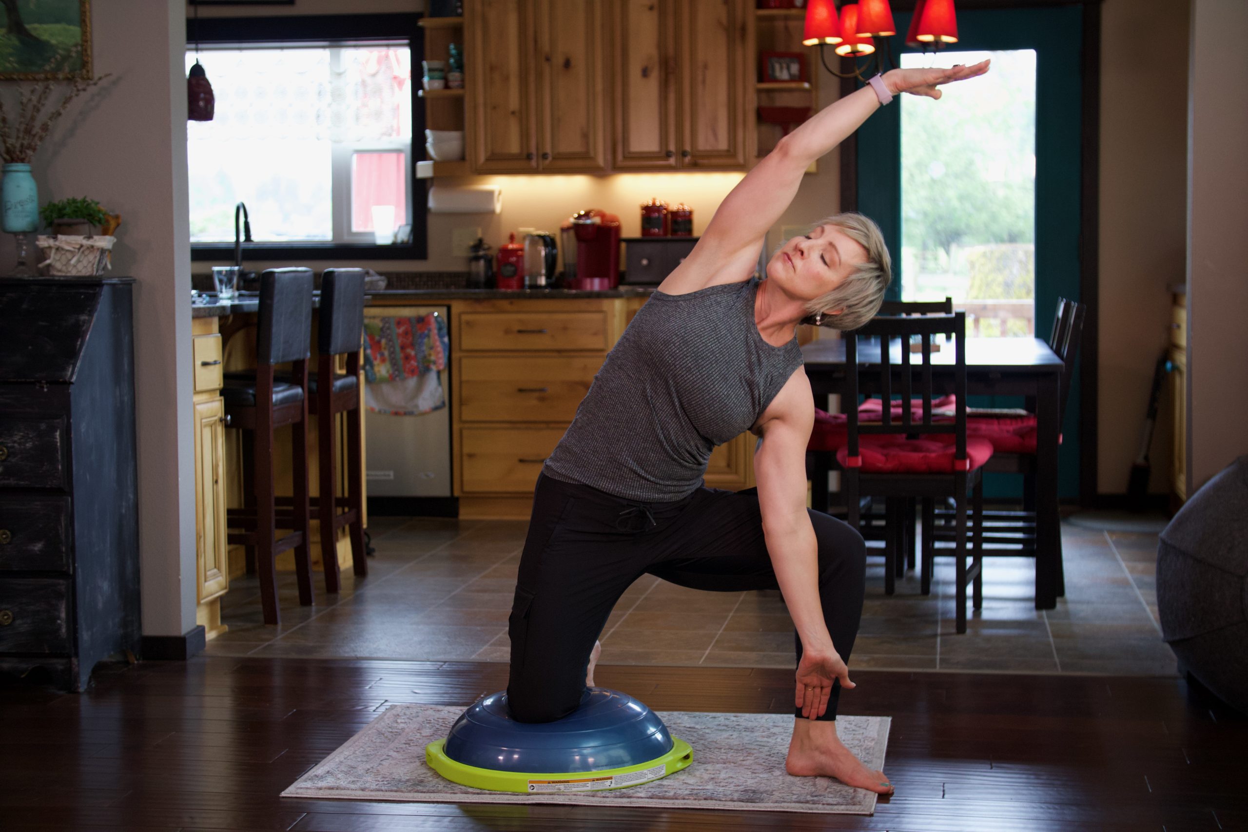 Bosu Balance Workout - M/TS - Fit2B Studio