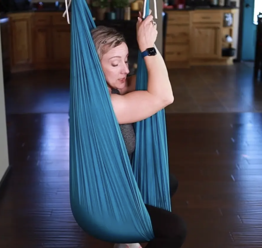 Aerial Silks: Basic Beginner Stretches for hanging silks on fit2b.com
